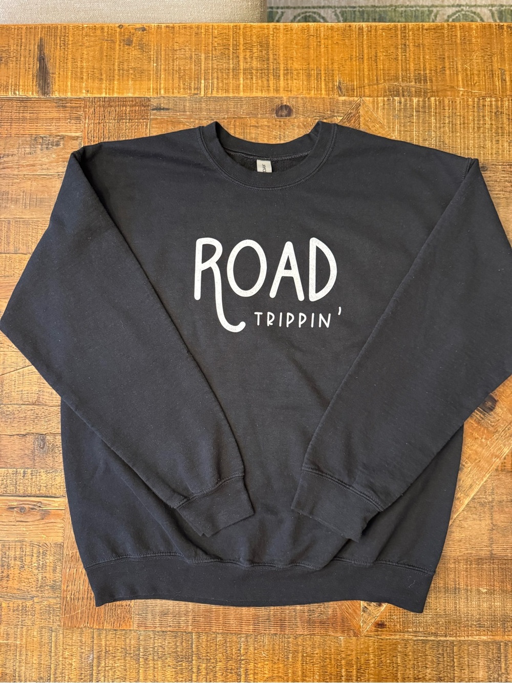 Gildan Black 'Road Trippin'' Graphic Crewneck